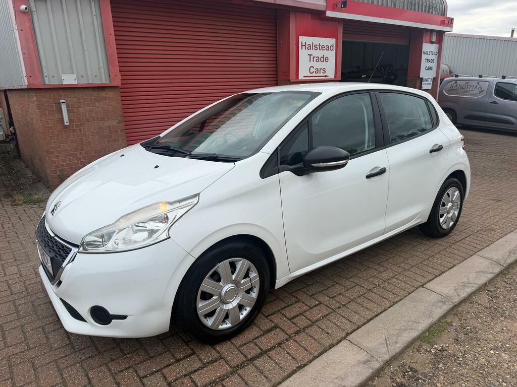 Peugeot 208 Access White #3