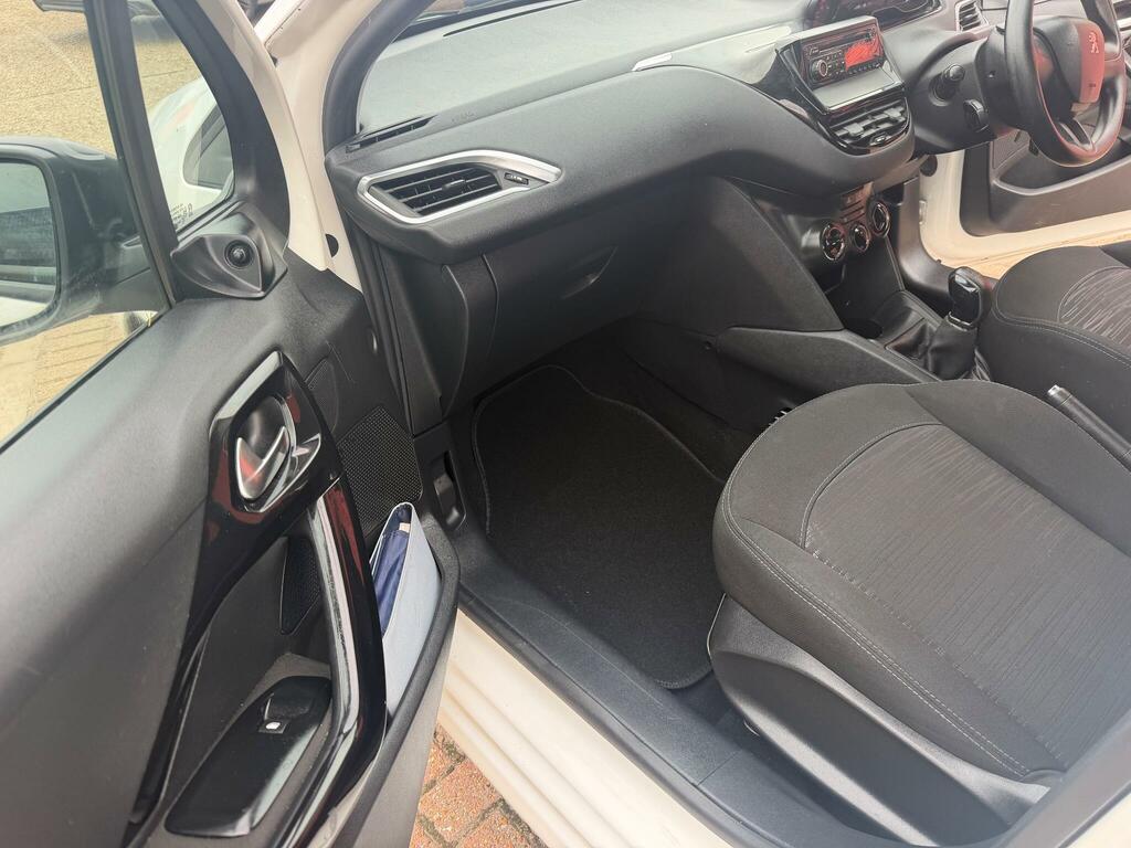 Peugeot 208 E-hdi Active Blue #8