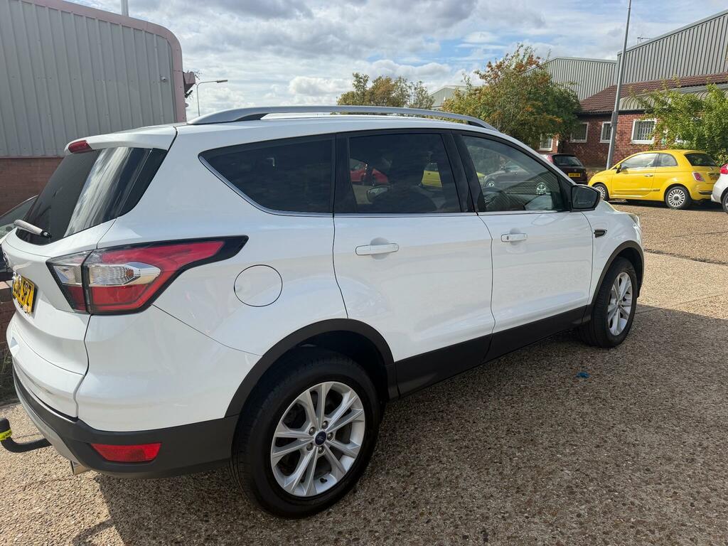 Ford Kuga Titanium White #6