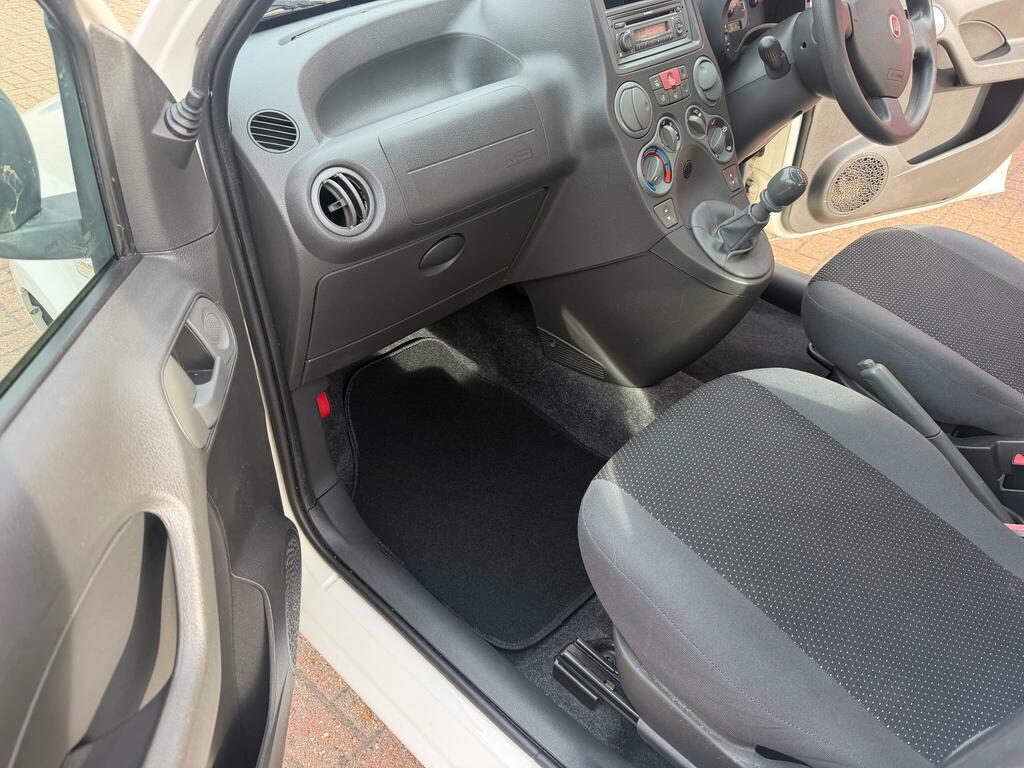 Fiat Panda Hatchback 1.2 Eleganza Dualogic 200909 Beige #8