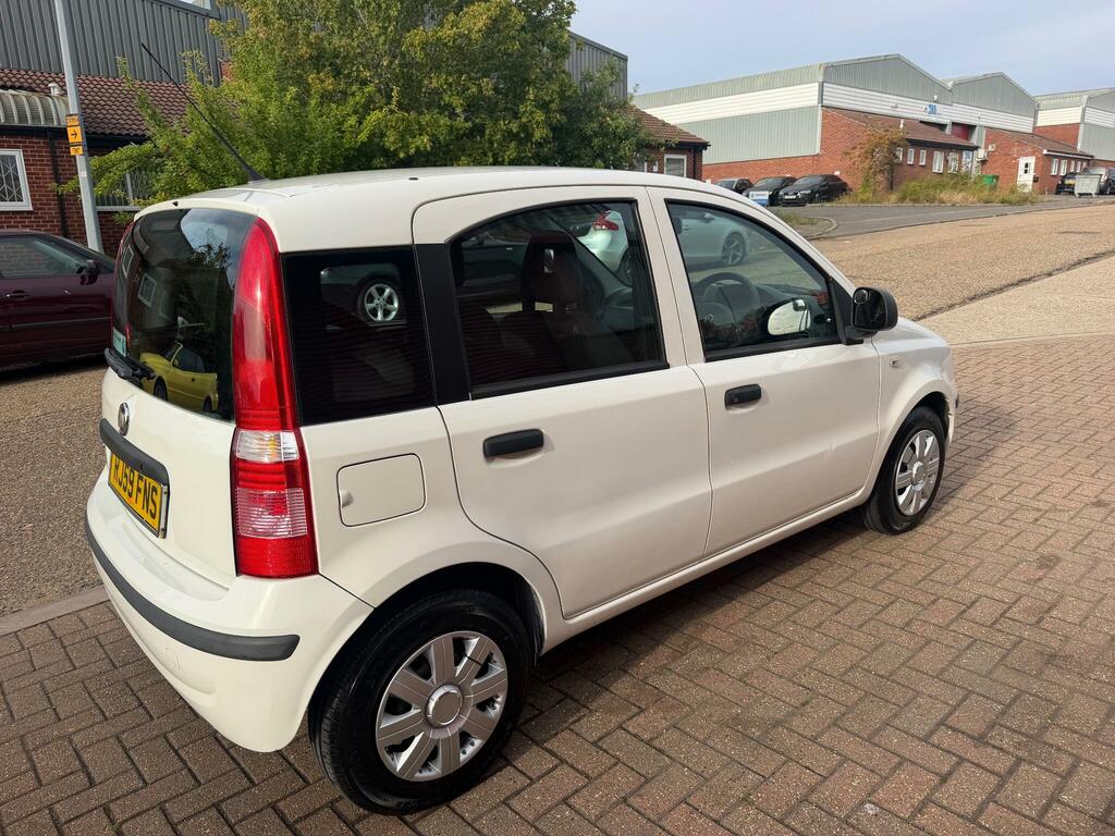 Fiat Panda Active White #6
