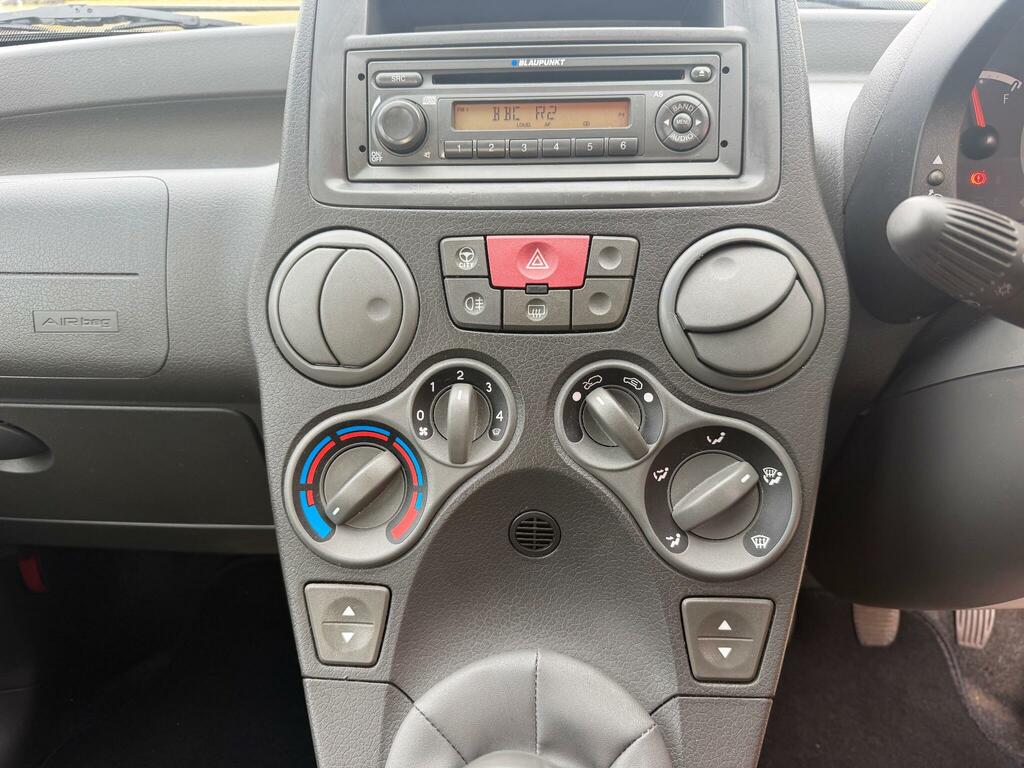 Fiat Panda Hatchback 1.2 Eleganza Dualogic 200909 Beige #11