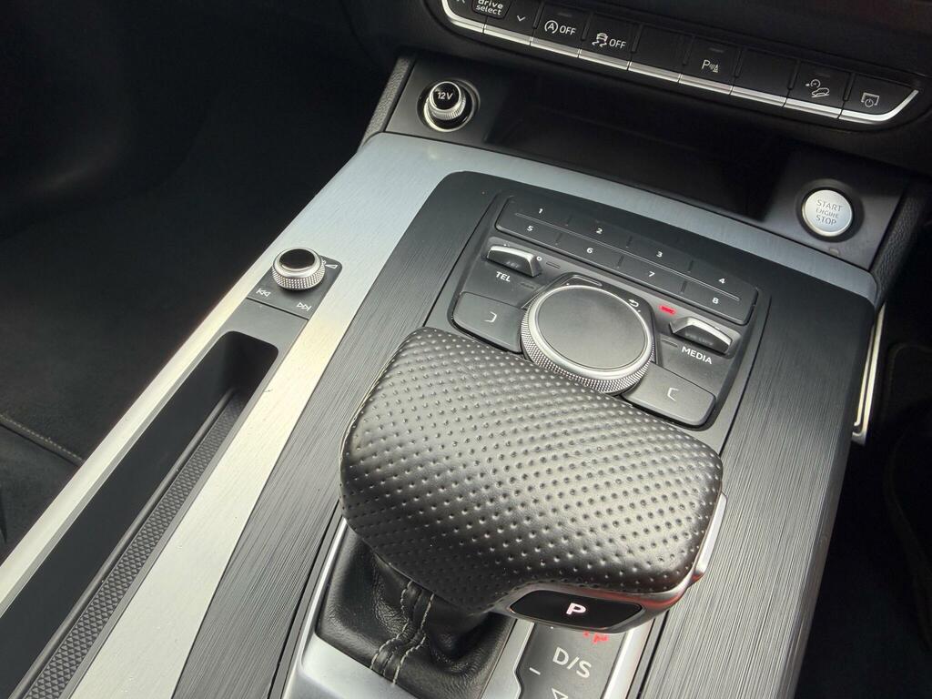 Audi Q5 2.0 Tdi Quattro S Line 188 Bhp Silver #14