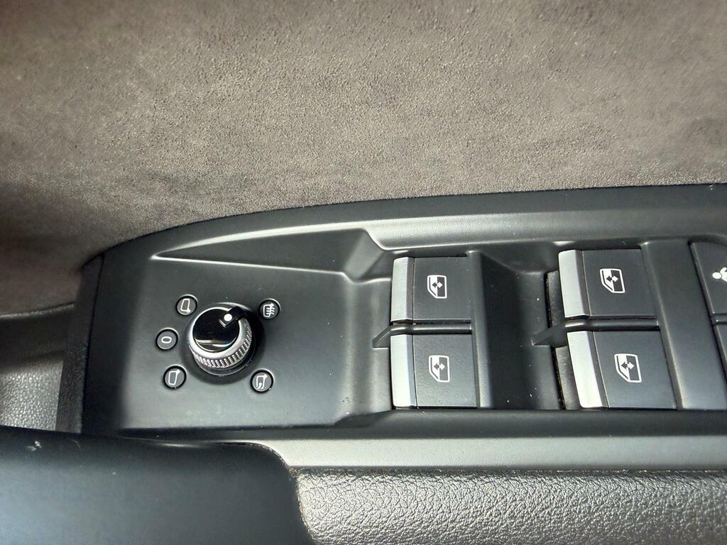 Audi Q5 2.0 Tdi Quattro S Line 188 Bhp Silver #15