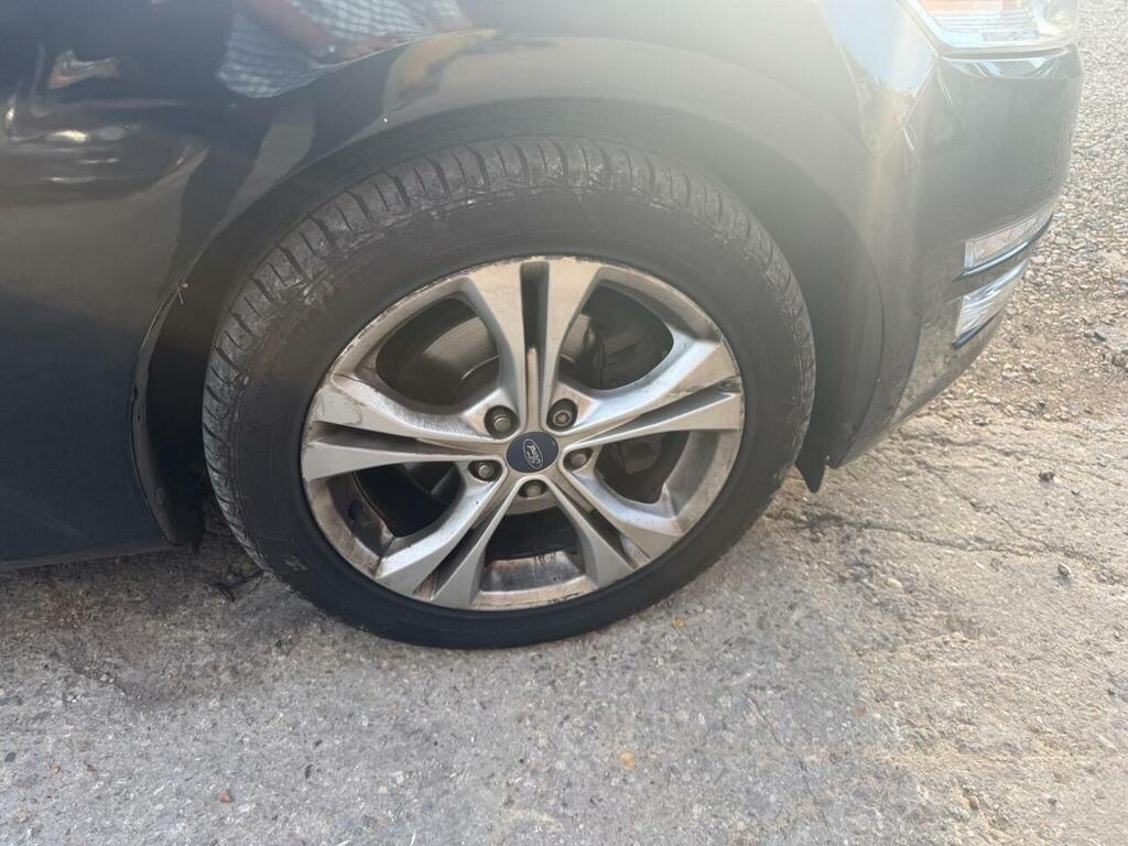 Ford Mondeo Graphite Tdci White #9