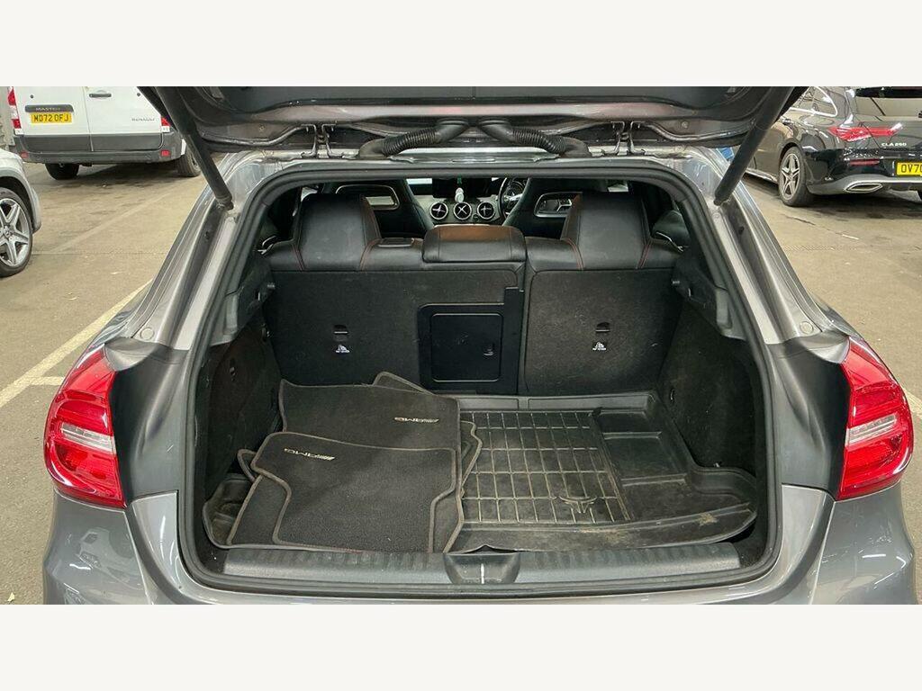 Mercedes-Benz GLA Class Suv Silver #18