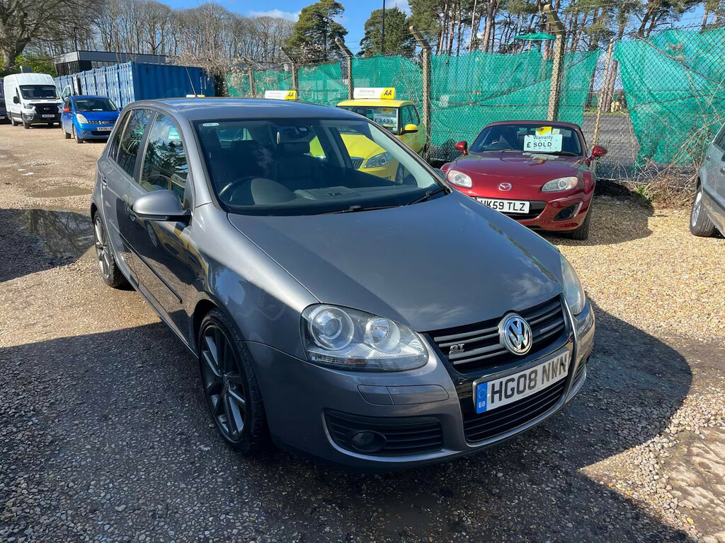 Volkswagen Golf 1.4 S Red #1