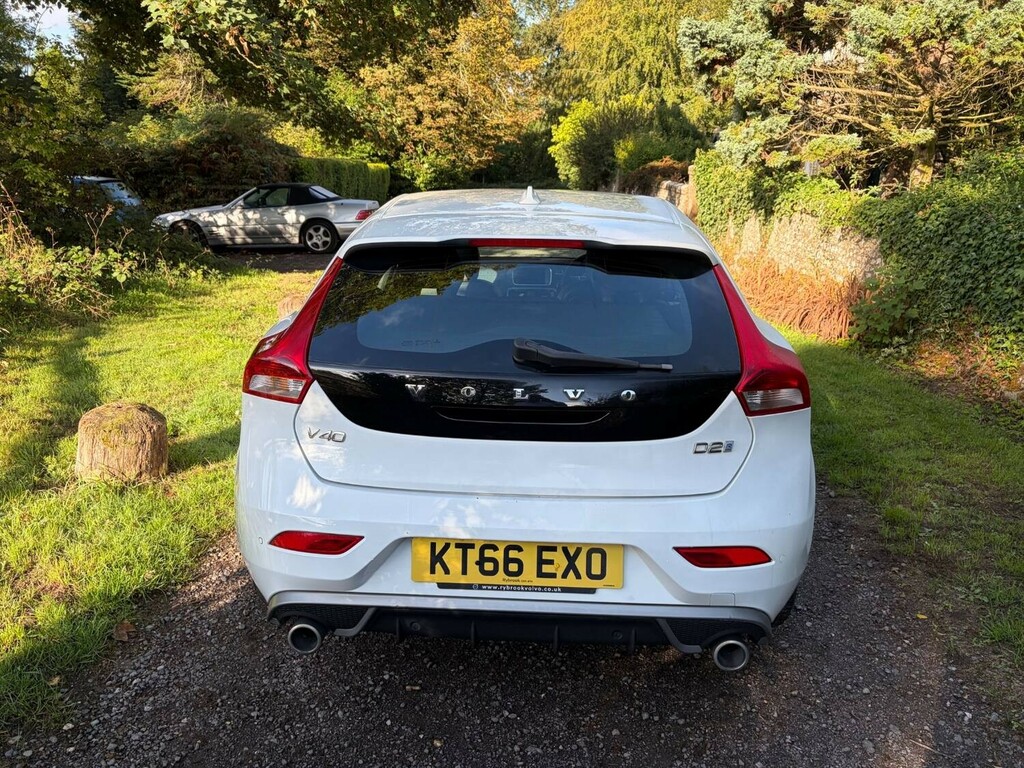 Volvo V40 D2 120 R Design Nav Plus Hatchback Ma White #6