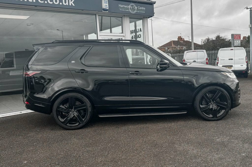 Land Rover Discovery 3L Dynamic Hse FX74RXA Black #3