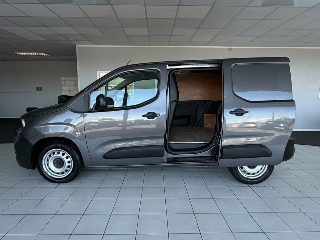 Peugeot Partner 1.5L Professional Premium Grey #3