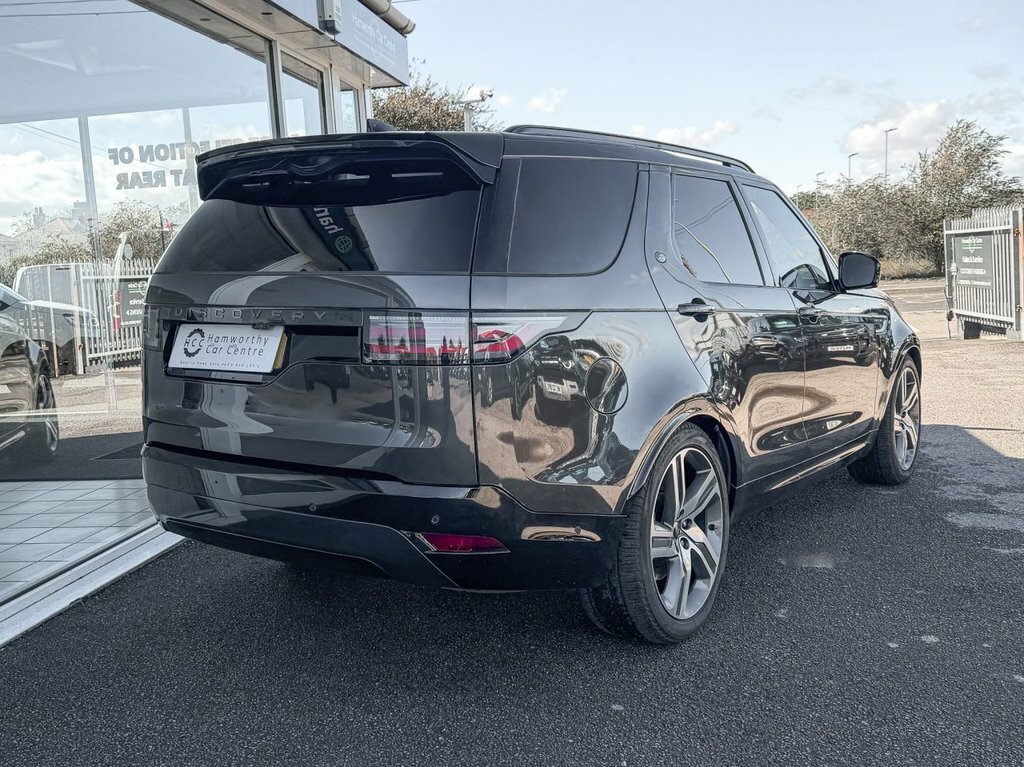 Land Rover Discovery 3L Dynamic Hse Grey #3