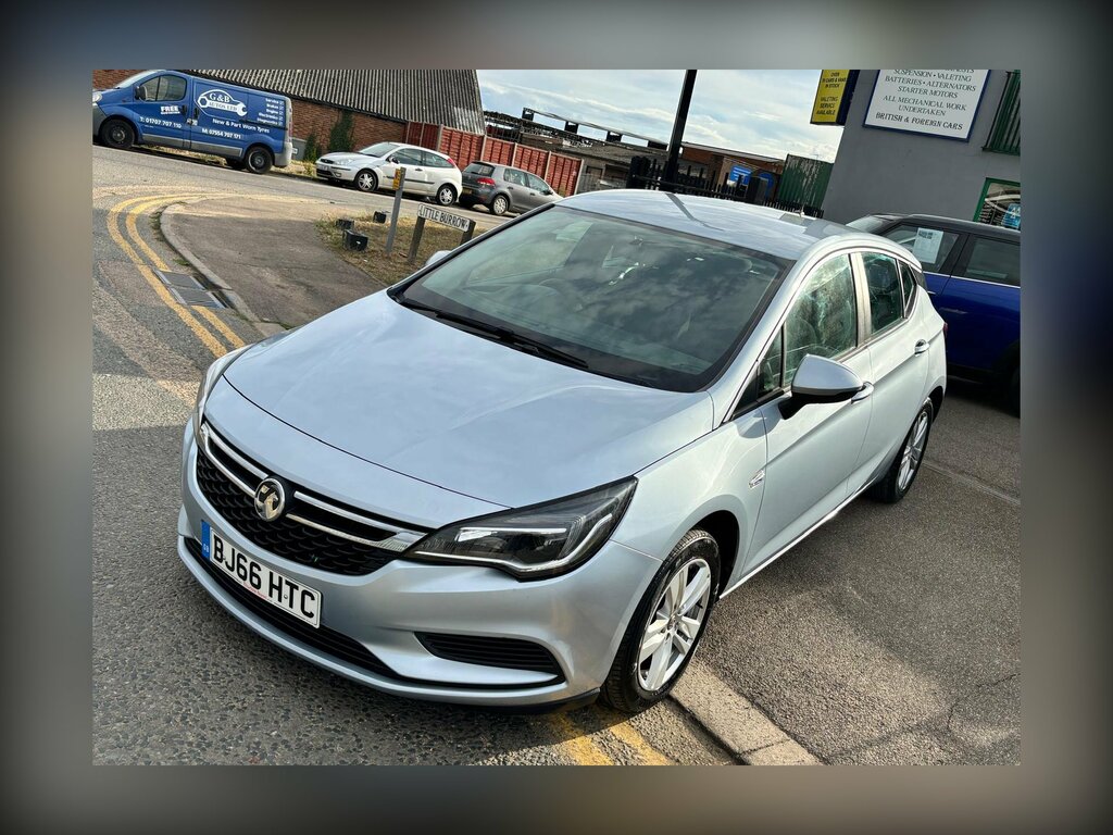 Vauxhall Astra 1.4I Turbo Design Hatchback Euro 6 Silver #2
