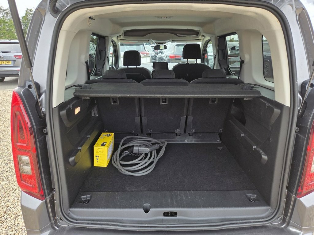Vauxhall Combo-e Life Life 50Kwh Se  #10