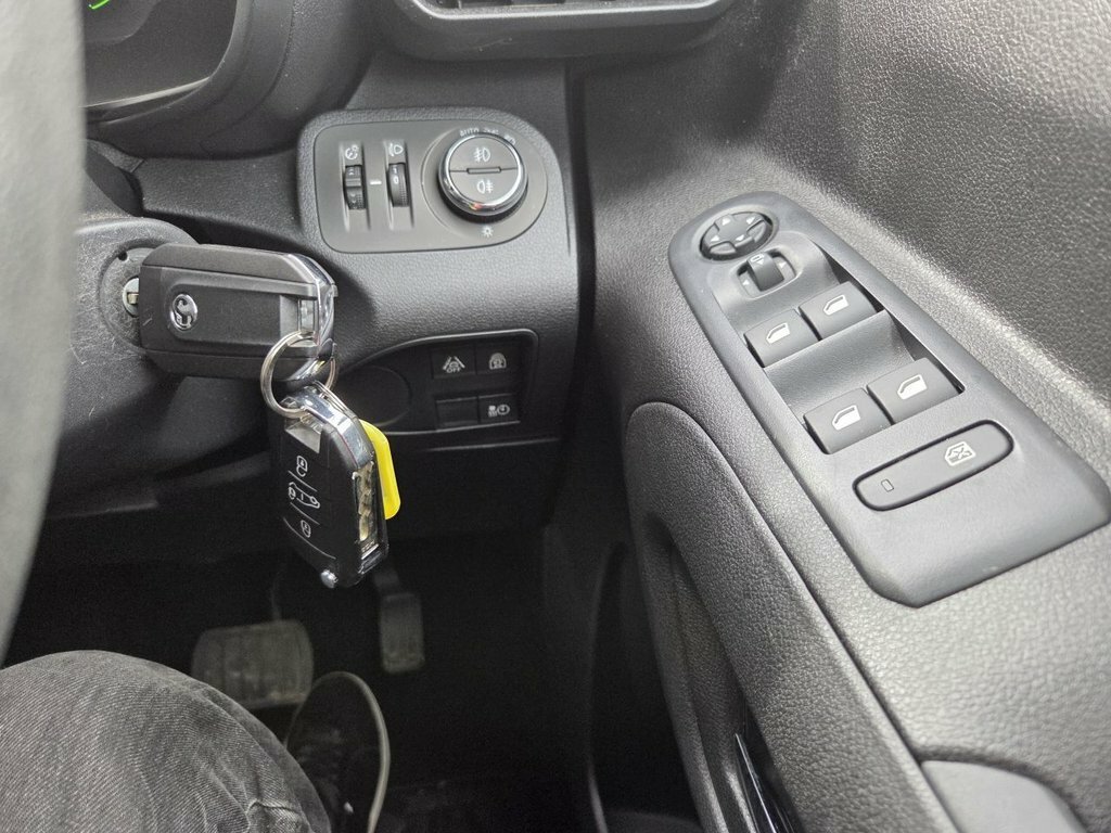 Vauxhall Combo-e Life Life 50Kwh Se  #12