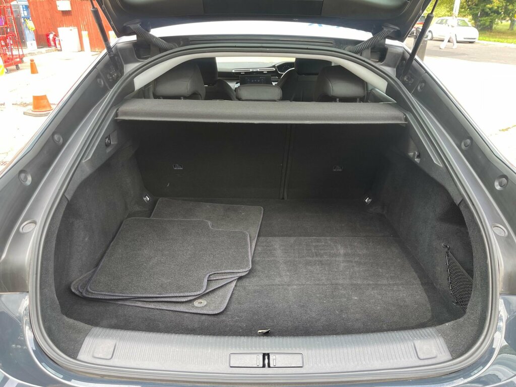 Peugeot 508 Hatchback #50