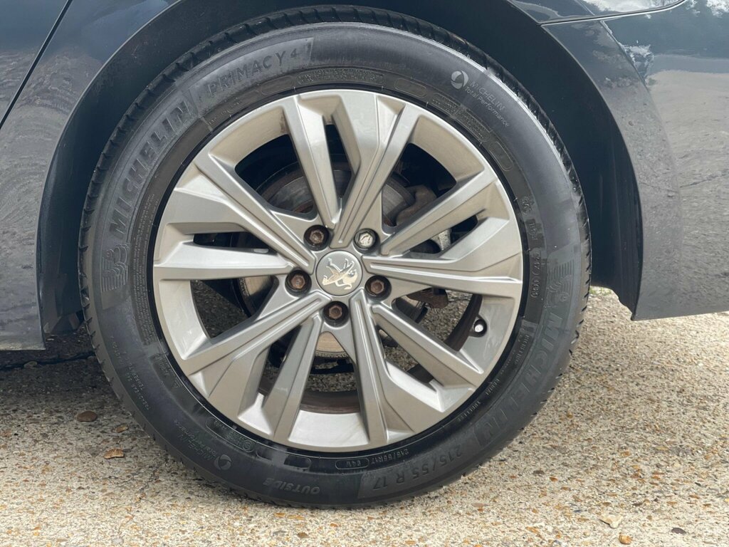 Peugeot 508 Hatchback #38
