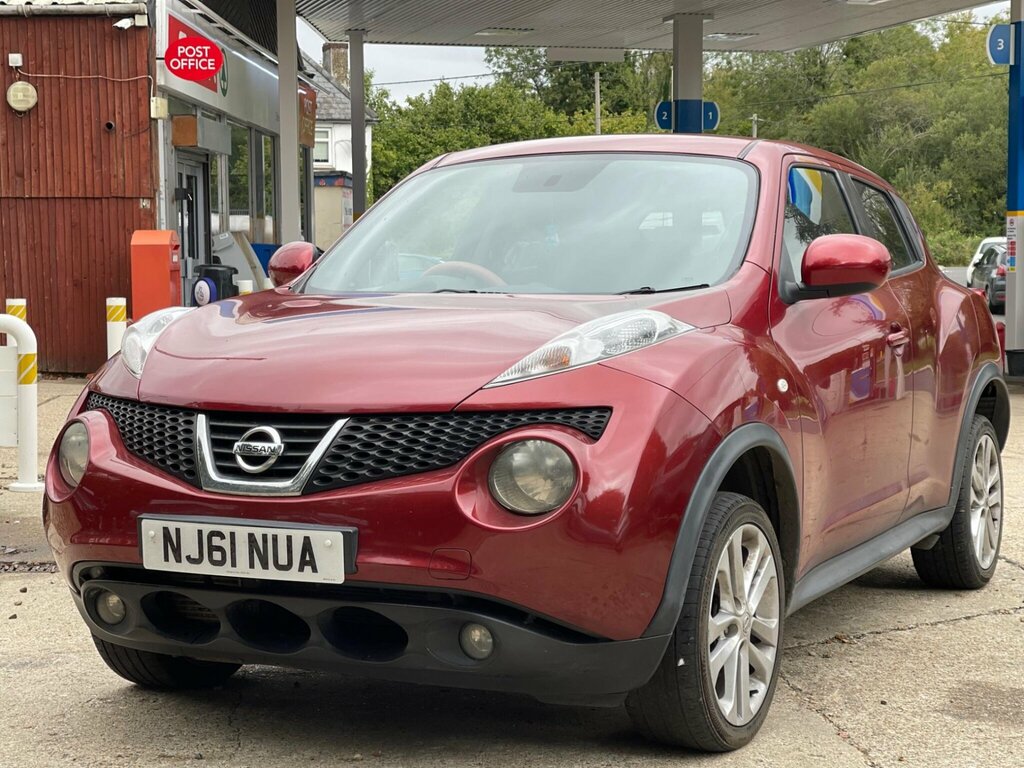 Nissan Juke Juke Tekna Red #3