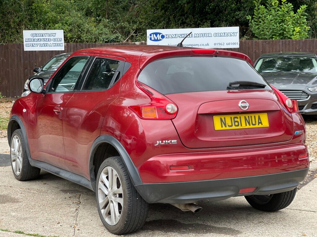 Nissan Juke Juke Tekna Red #4