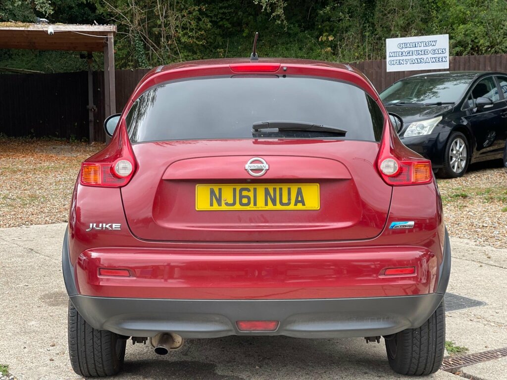 Nissan Juke Juke Tekna Red #6
