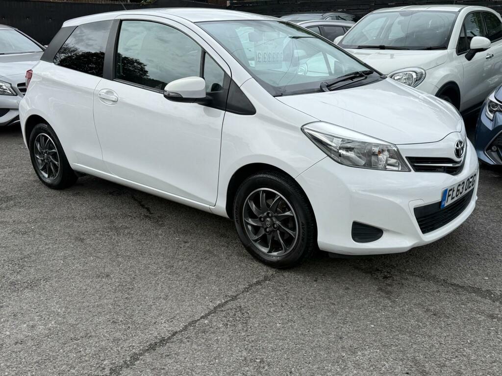 Toyota Yaris Tr White #5