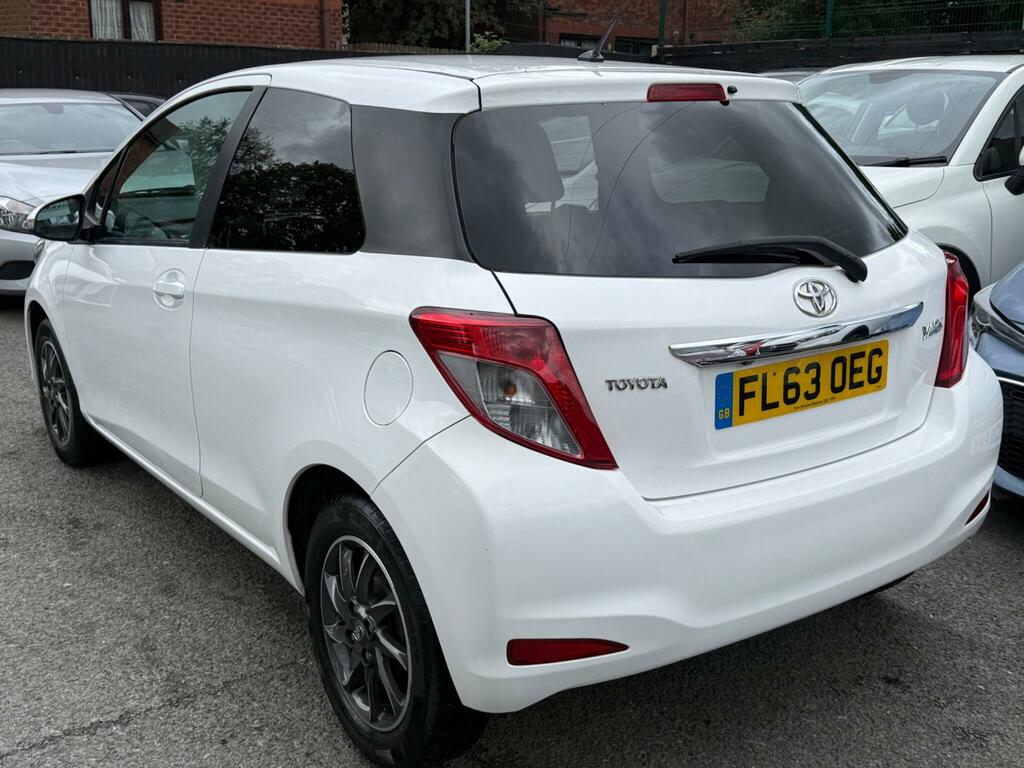 Toyota Yaris Tr White #4
