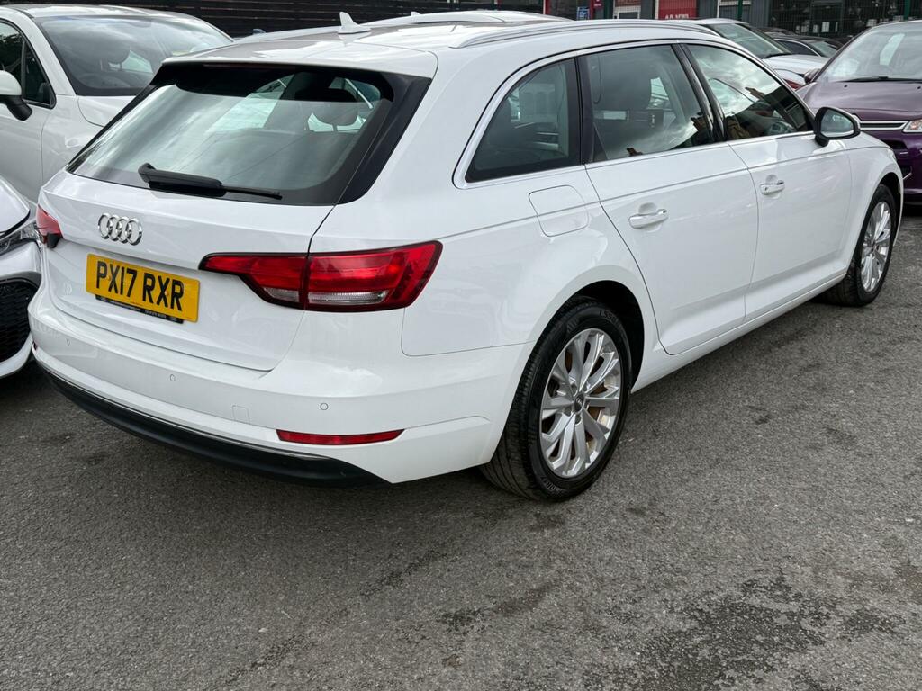 Audi A4 Avant 2L Sport Black #7