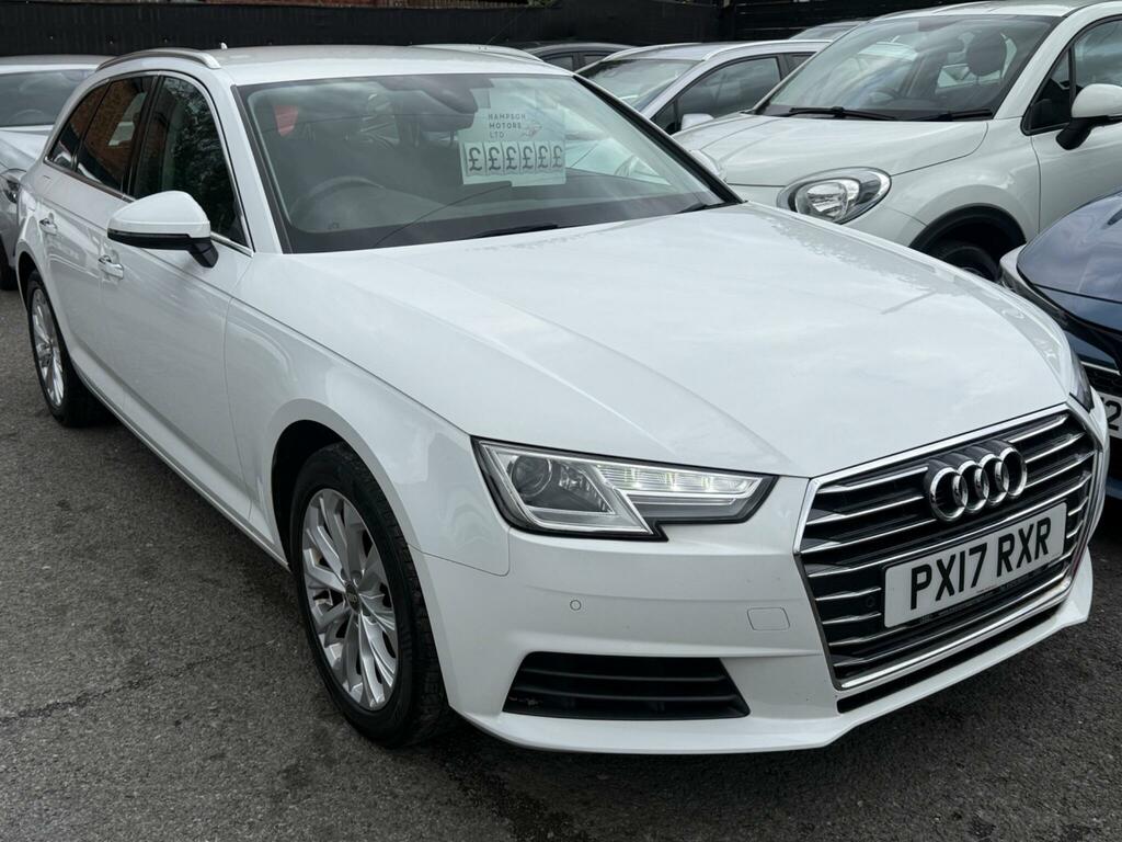 Audi A4 Avant 2L Sport Black #1