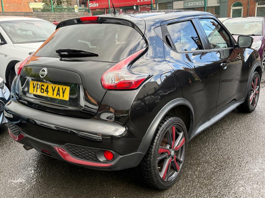 Nissan Juke Tekna Black #3