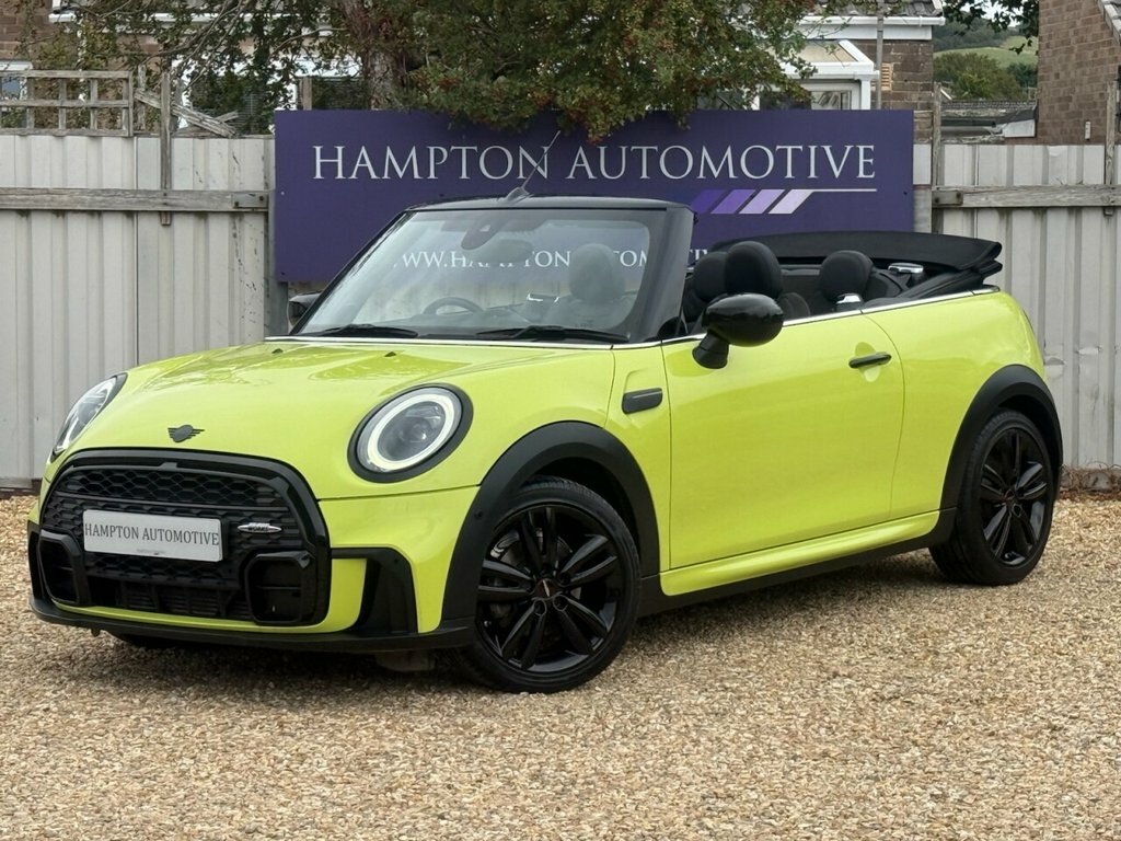 Mini Convertible 1.5L Cooper Sport Yellow