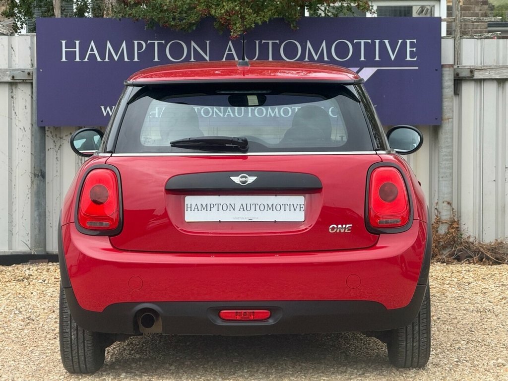 Mini Hatch 1.2L One WJ67XGB Red #6