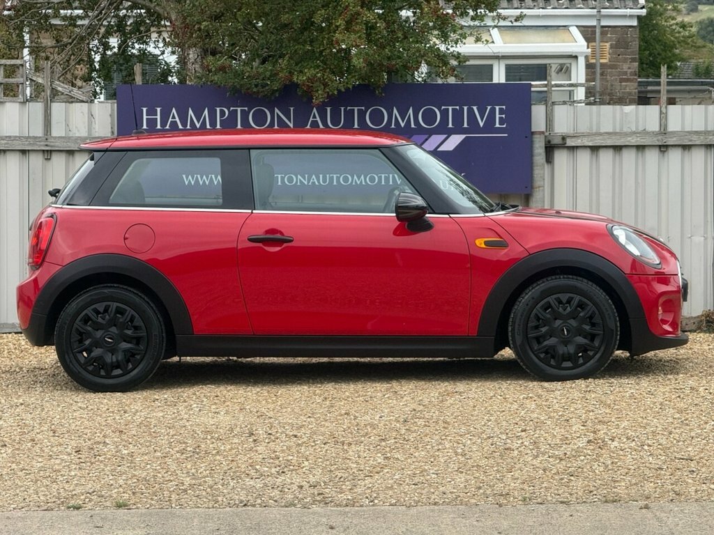 Mini Hatch 1.2L One WJ67XGB Red #4