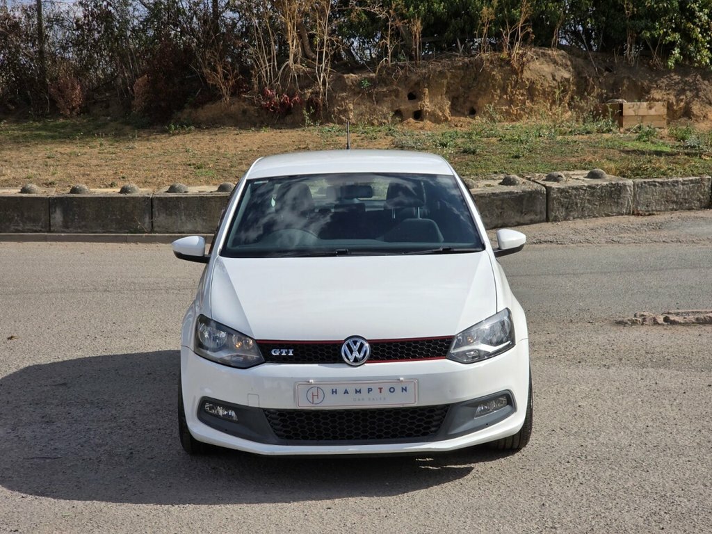 Volkswagen Polo Hatchback DN11NMO White #4
