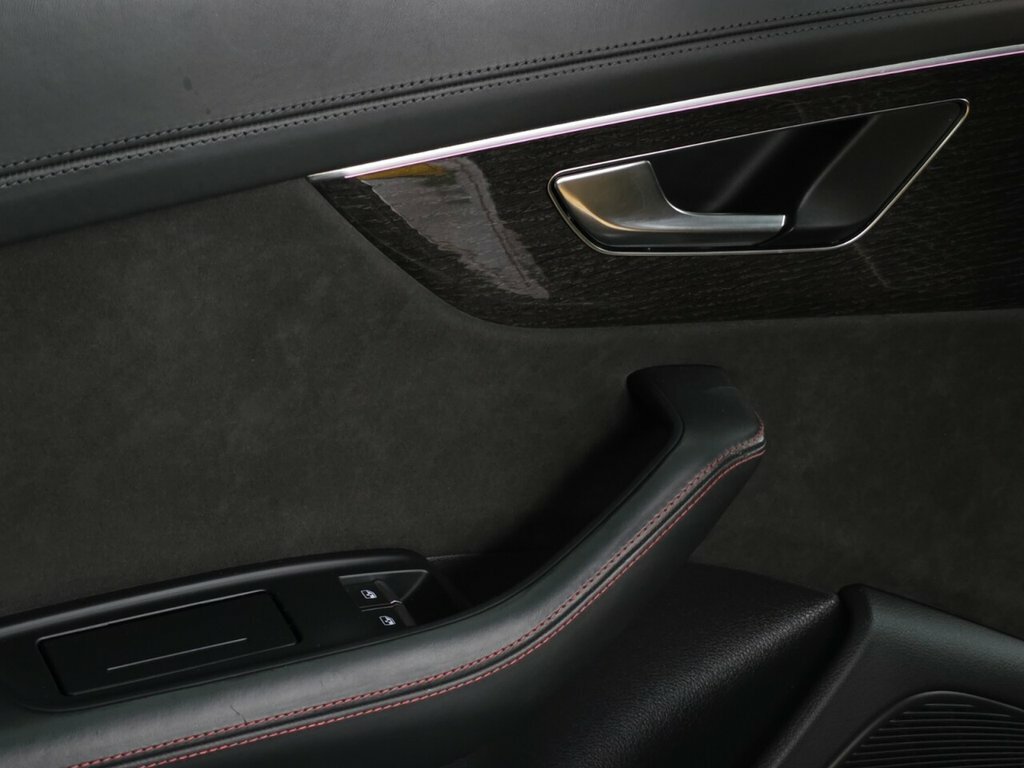 Audi RSQ8 Q8 Black #42