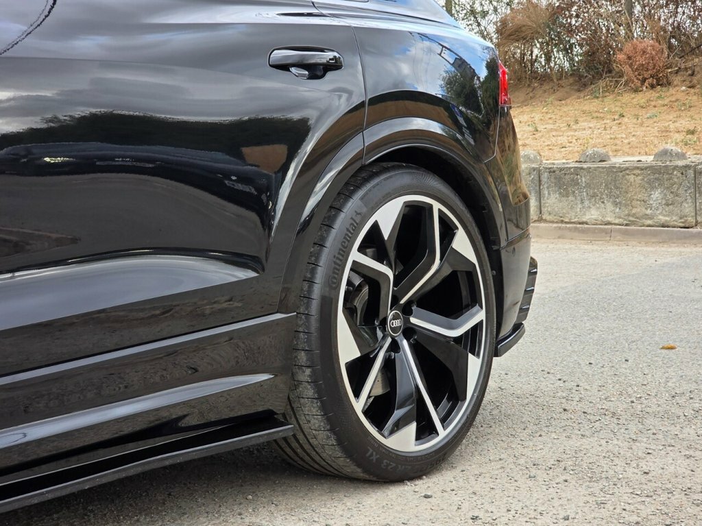 Audi RSQ8 Q8 Black #49