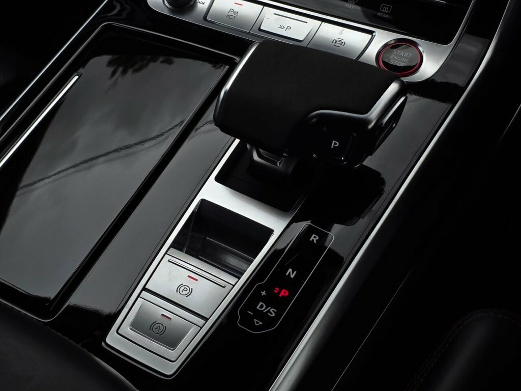 Audi RSQ8 Q8 Black #29