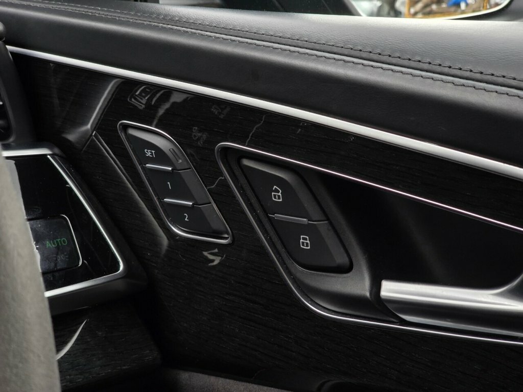 Audi RSQ8 Q8 Black #27