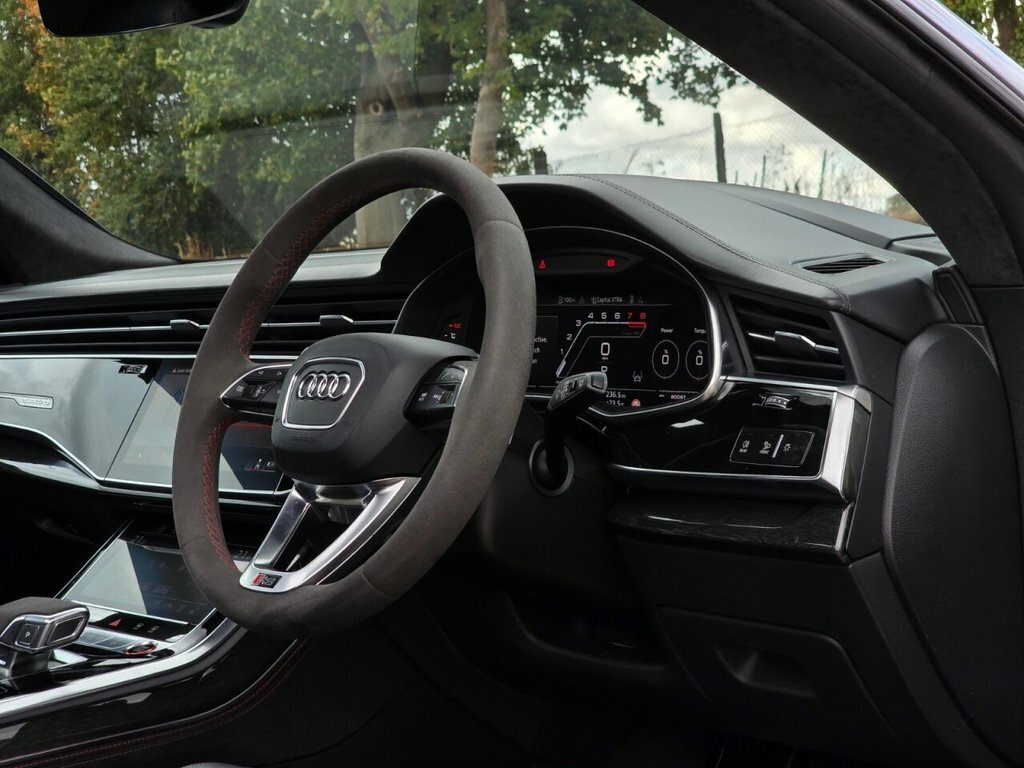 Audi RSQ8 Q8 Black #9
