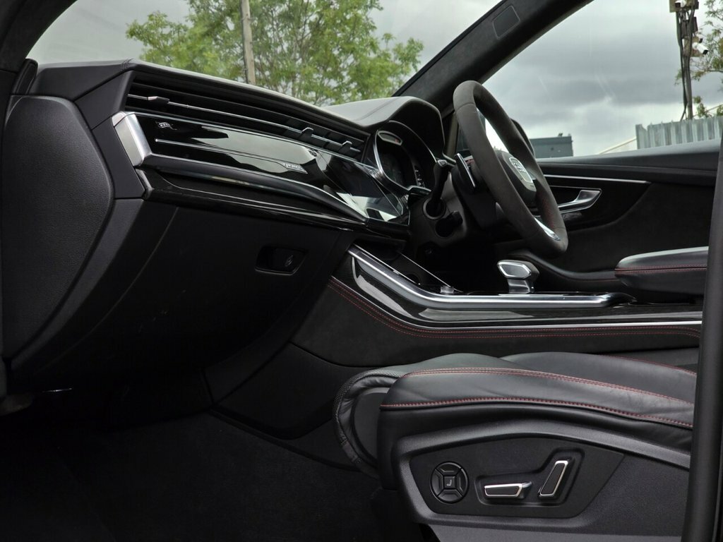 Audi RSQ8 Q8 Black #16