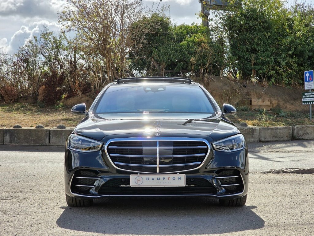 Mercedes-Benz S Class Saloon Black #4