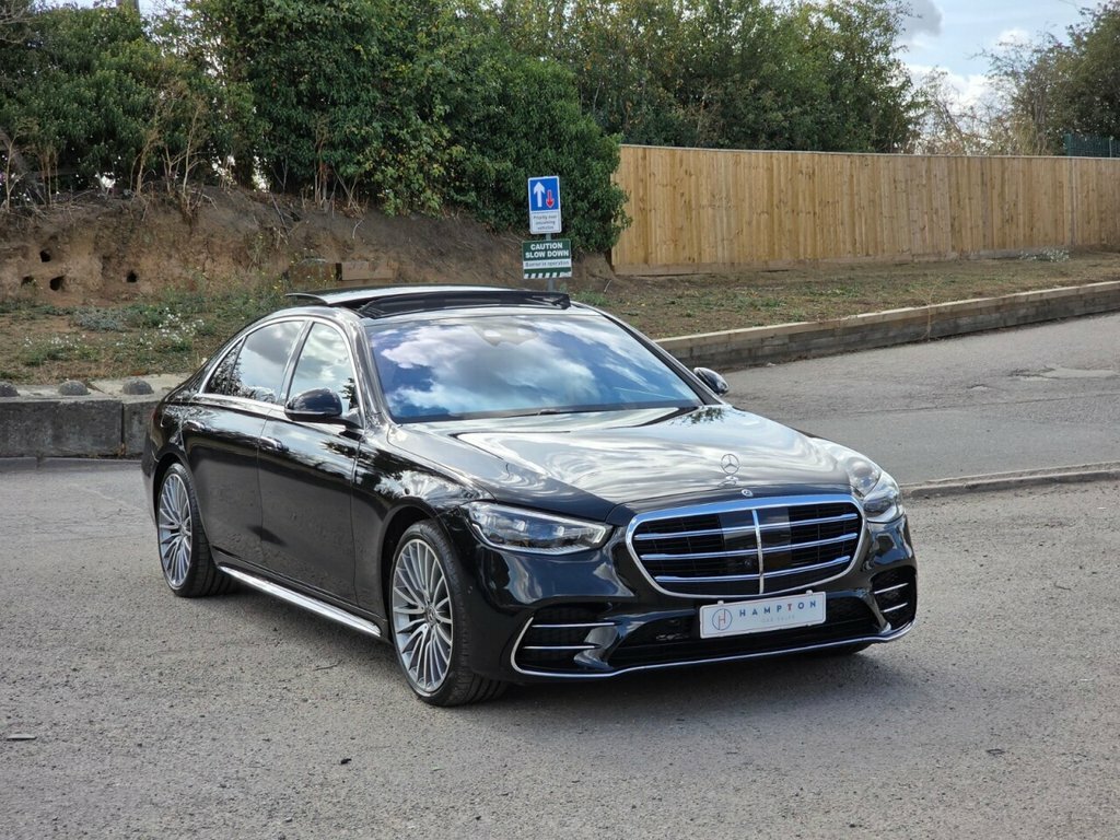 Mercedes-Benz S Class Saloon Black #2