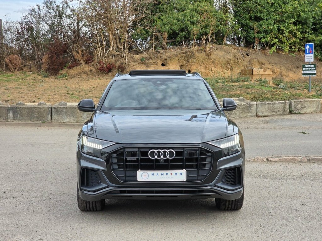 Audi Q8 Suv Grey #4