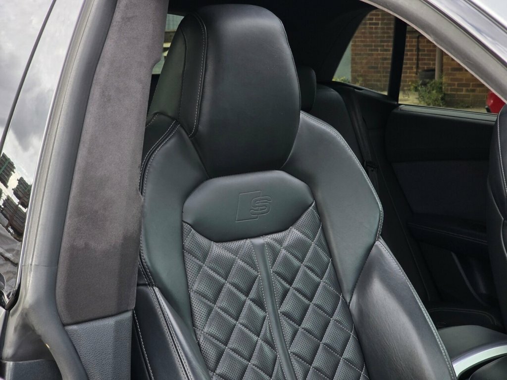 Audi Q8 3.0 Tdi Quattro S Line Mhev 282 Bhp White #14