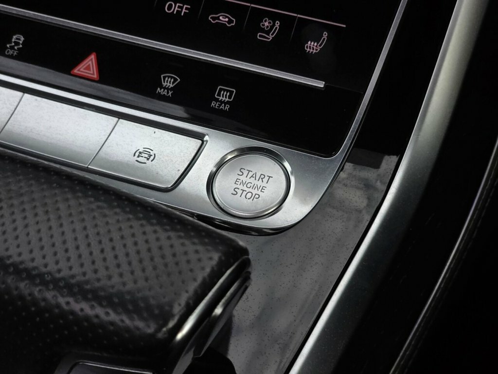 Audi Q8 3.0 Tdi Quattro S Line Mhev 282 Bhp White #33