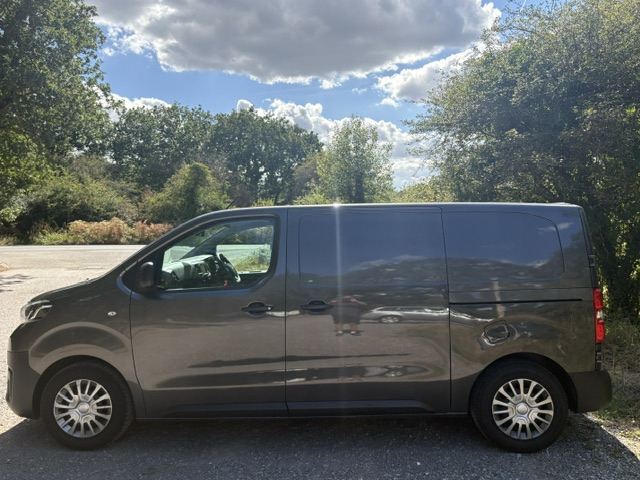 Toyota PROACE Panel Van 1.5D Active Medium Panel Van Mwb Euro 6 Grey #13