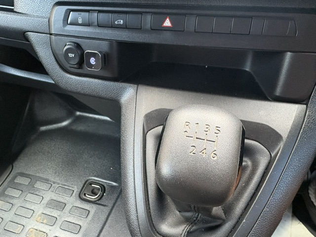 Toyota PROACE Panel Van 1.5D Active Medium Panel Van Mwb Euro 6 Grey #8