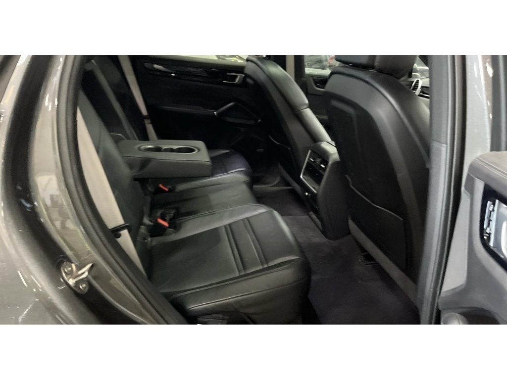 Porsche Cayenne 3.0 V6 E-hybrid 17.9Kwh Coupe Plug-in H Grey #4