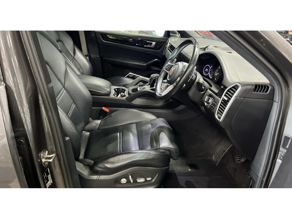 Porsche Cayenne 3.0 V6 E-hybrid 17.9Kwh Coupe Plug-in H Grey #3