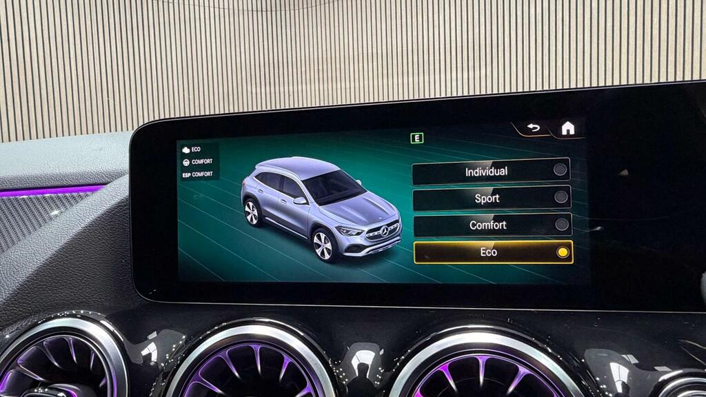 Mercedes-Benz GLA Class Suv Blue #25