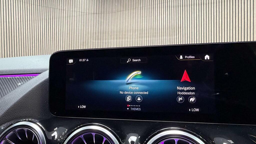 Mercedes-Benz GLA Class Suv Blue #16