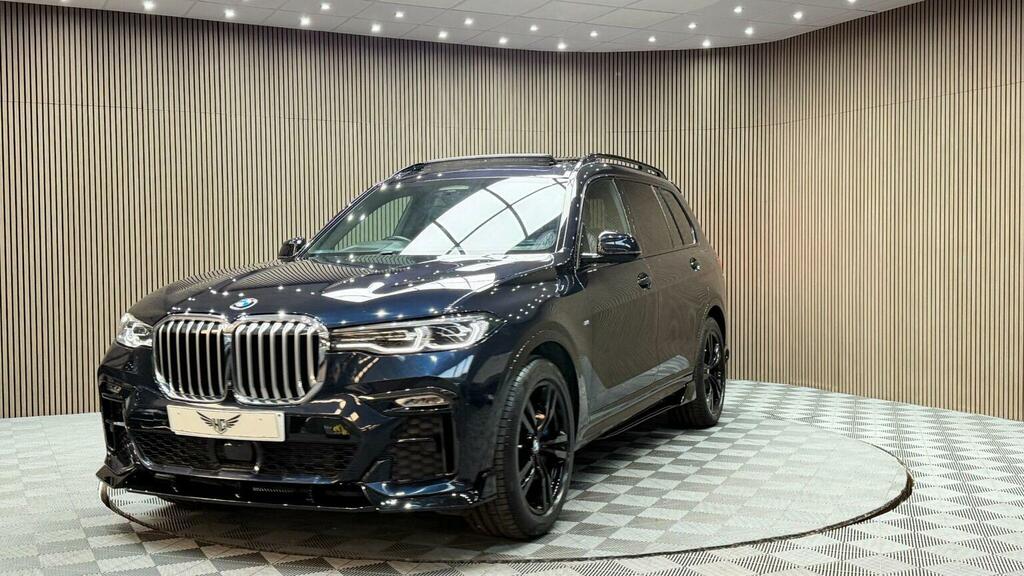 BMW X7 M Sport Black #56